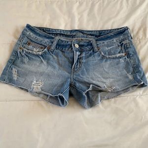 American Eagle. Jean Shorts. Size 4